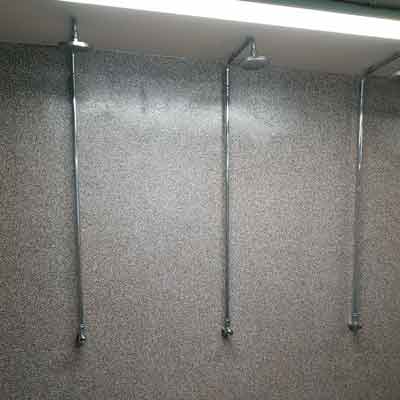 Gemeinschaftsduschen